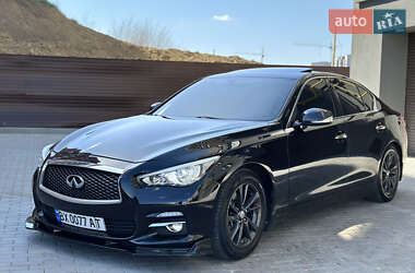 Седан Infiniti Q50 2017 в 