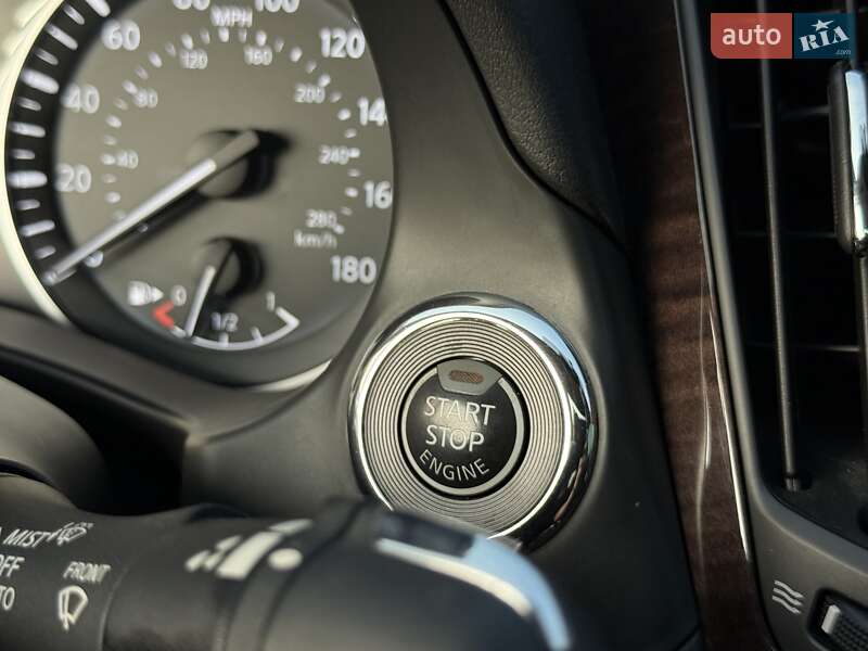 Седан Infiniti Q50 2017 в Харкові