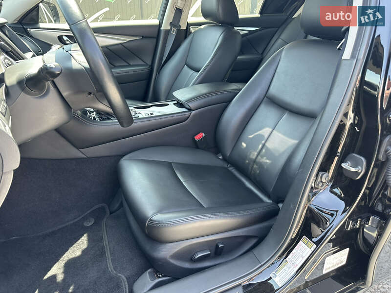 Седан Infiniti Q50 2021 в Киеве