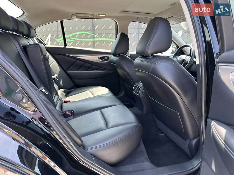 Седан Infiniti Q50 2021 в Киеве