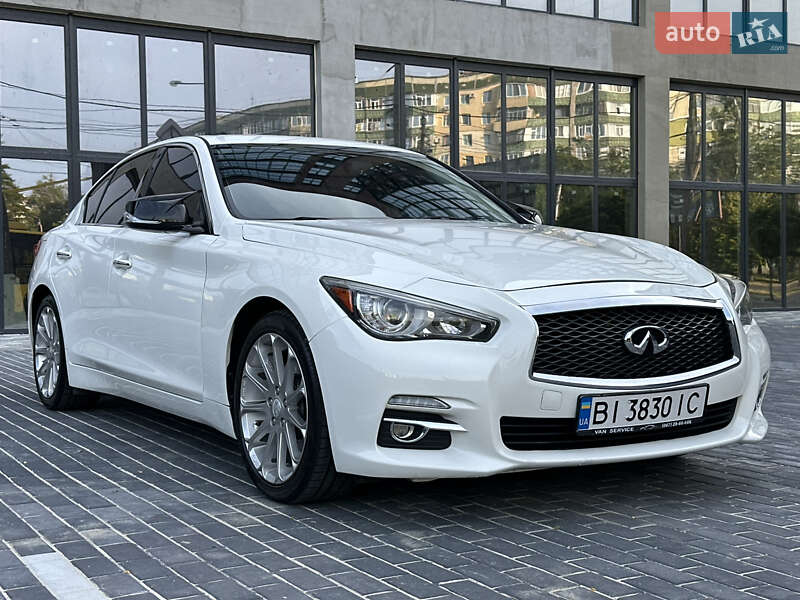 Infiniti Q50 2016