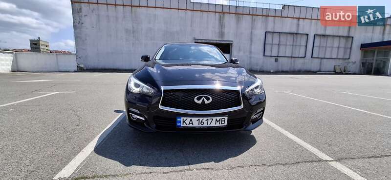 Infiniti Q50 2016