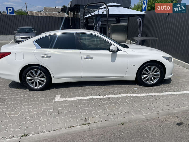 Седан Infiniti Q50 2014 в Белой Церкви