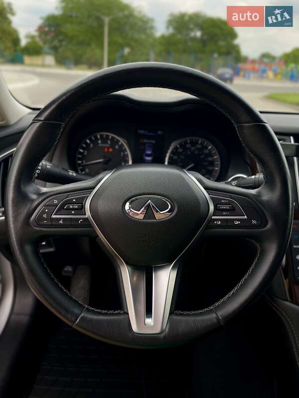 Седан Infiniti Q50 2018 в Киеве