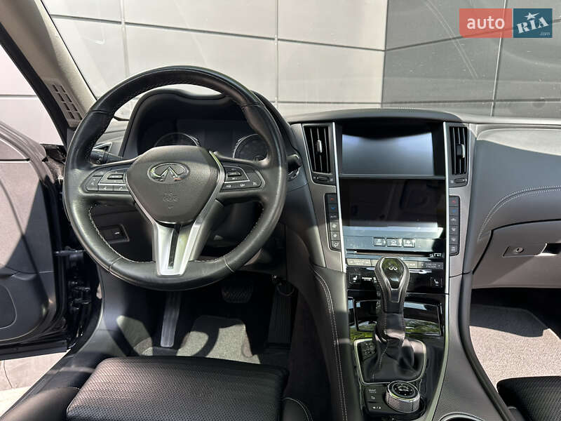 Седан Infiniti Q50 2017 в Одесі