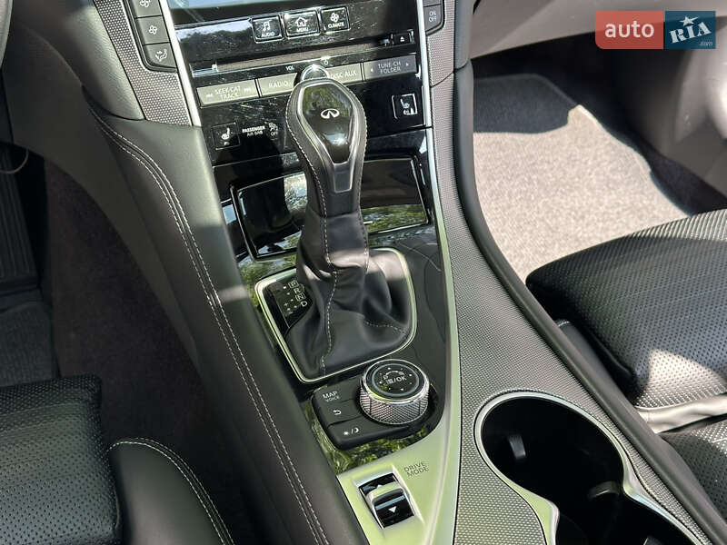 Седан Infiniti Q50 2017 в Одесі