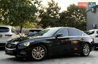 Седан Infiniti Q50 2017 в 