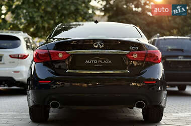 Седан Infiniti Q50 2017 в 