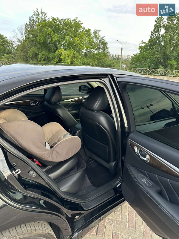 Седан Infiniti Q50 2017 в Харкові