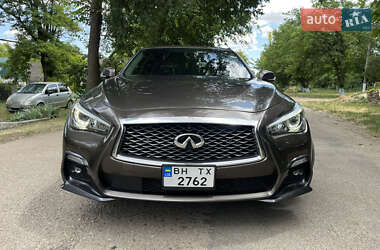 Седан Infiniti Q50 2016 в Тарутине