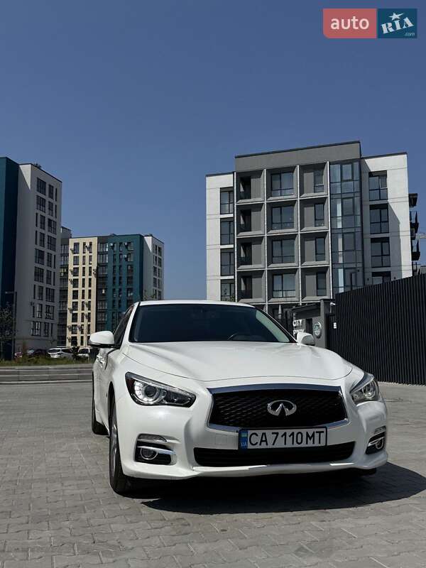 Infiniti Q50 2017