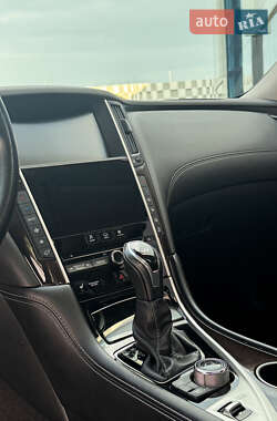 Седан Infiniti Q50 2018 в 