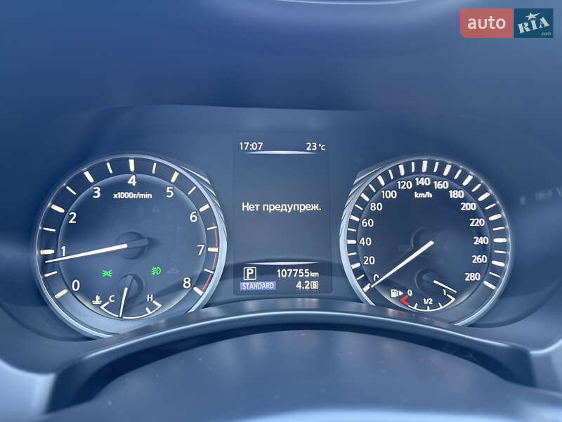 Седан Infiniti Q50 2018 в Львові
