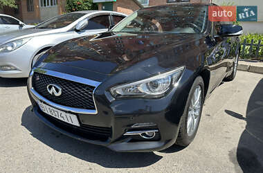 Седан Infiniti Q50 2015 в Полтаве