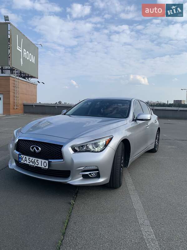 Infiniti Q50 2016