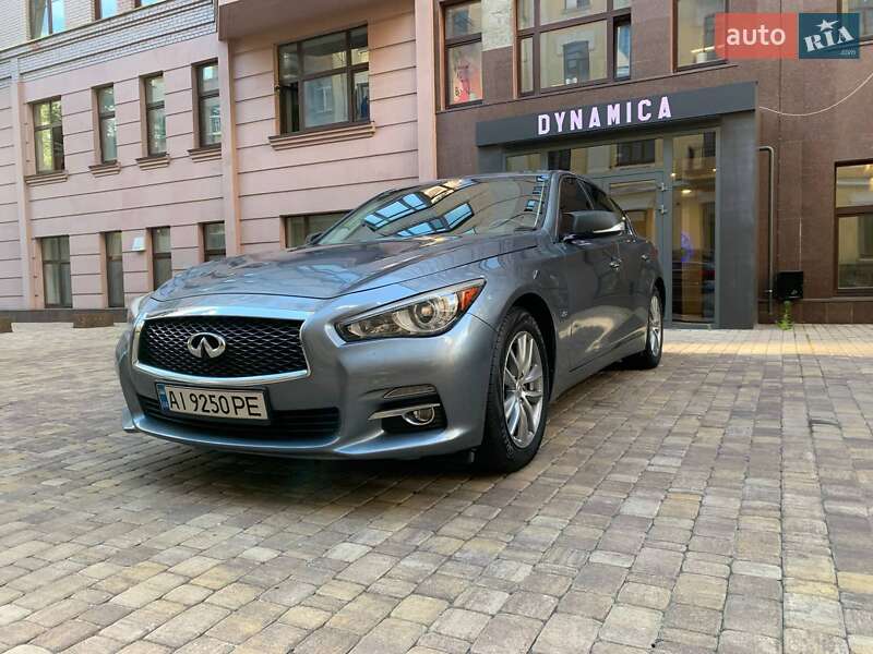 Infiniti Q50 2016