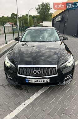 Седан Infiniti Q50 2016 в Хмельницькому