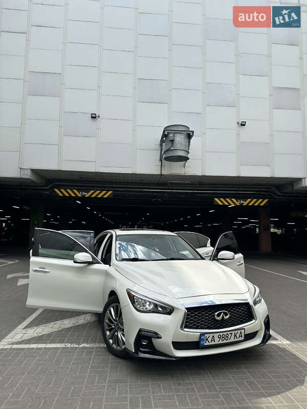 Седан Infiniti Q50 2017 в Києві