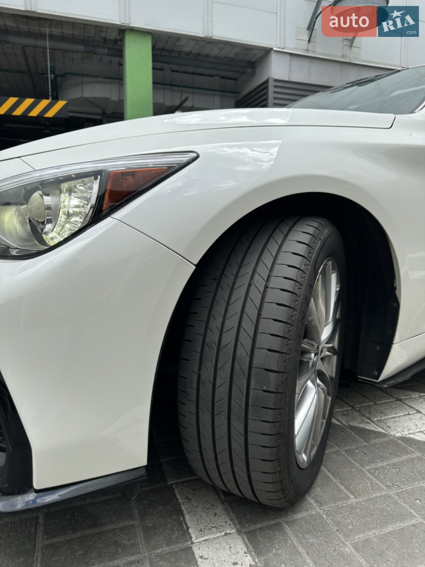 2017 Infiniti Q50 - мініатюра 12