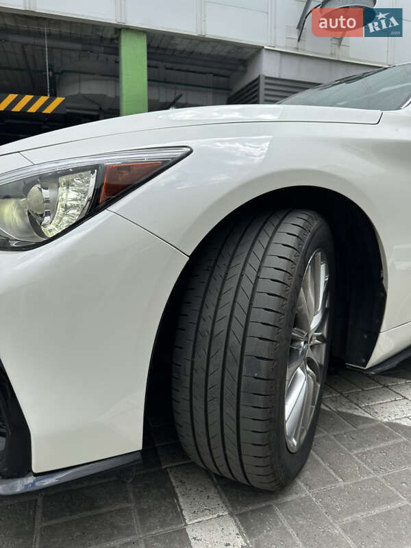 Седан Infiniti Q50 2017 в Києві