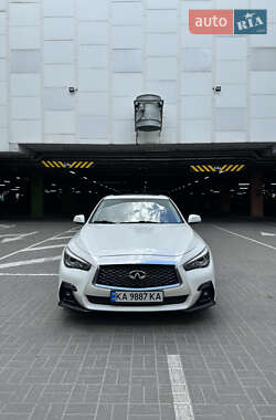 Седан Infiniti Q50 2017 в 