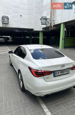 Седан Infiniti Q50 2017 в 