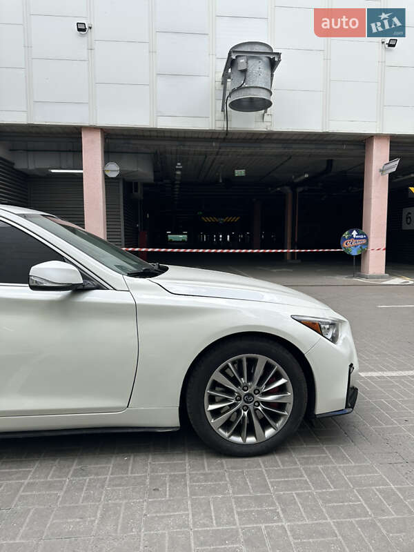 Седан Infiniti Q50 2017 в Києві