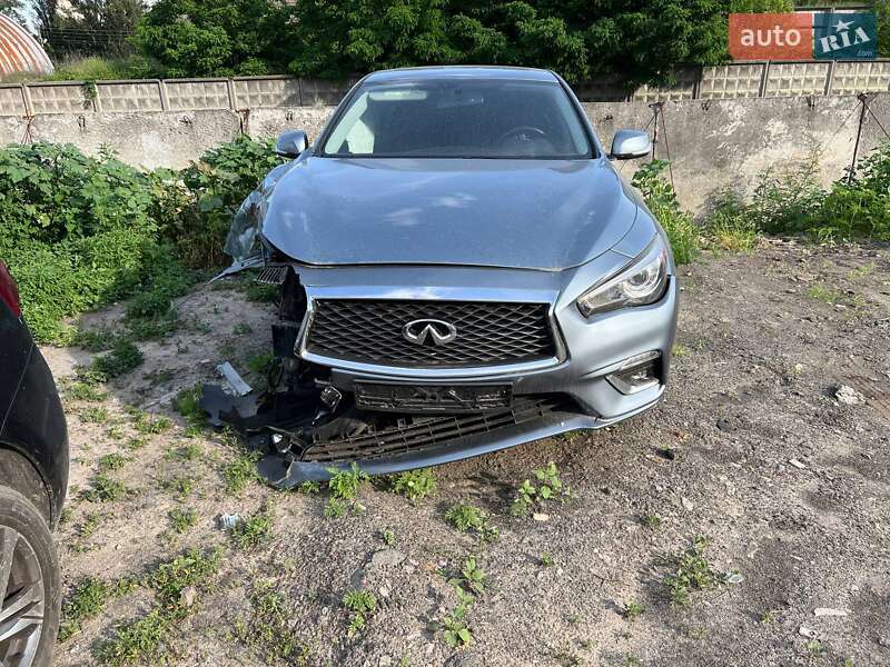 Седан Infiniti Q50 2017 в Киеве