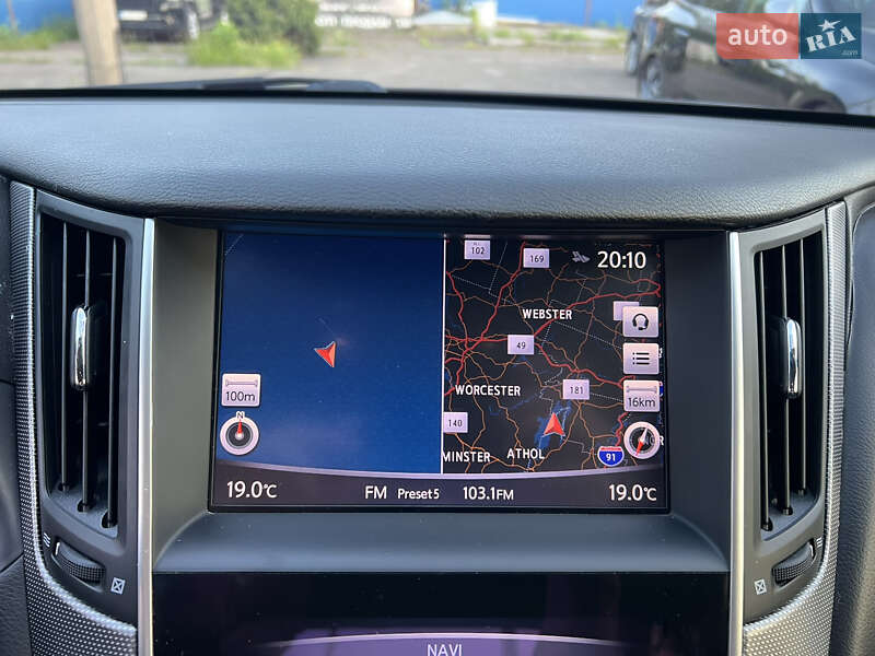 Седан Infiniti Q50 2015 в Києві