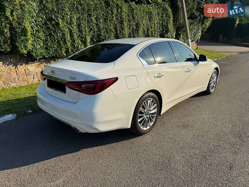 Седан Infiniti Q50 2019 в Києві