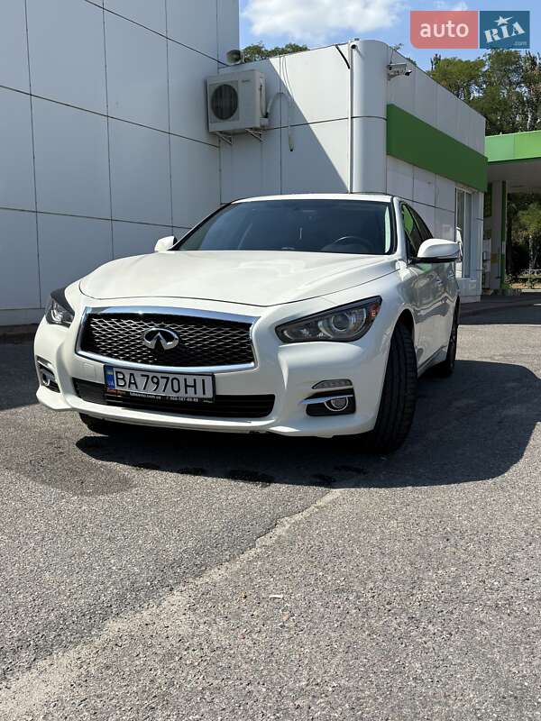 Седан Infiniti Q50 2017 в Кропивницькому