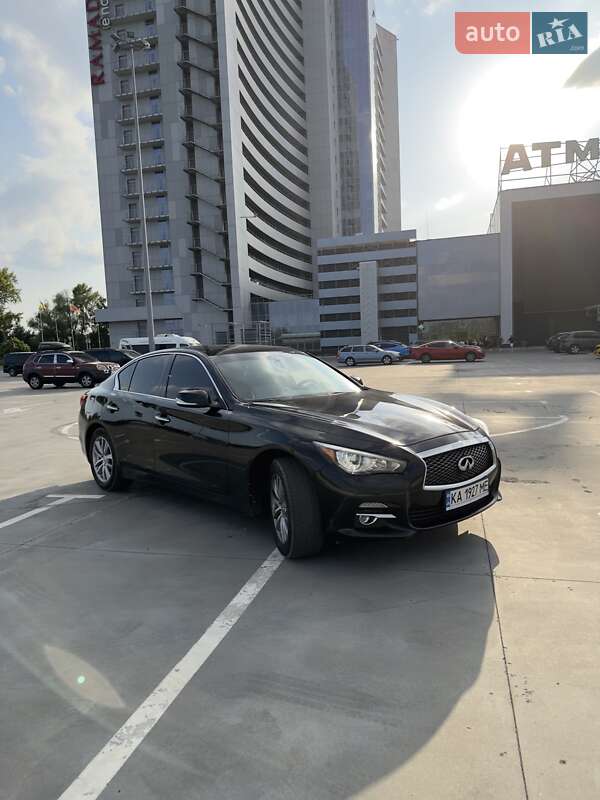 Седан Infiniti Q50 2014 в Києві