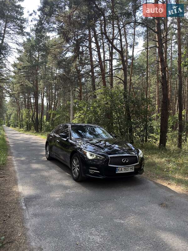 Седан Infiniti Q50 2014 в Києві