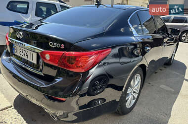 Седан Infiniti Q50 2015 в Полтаве