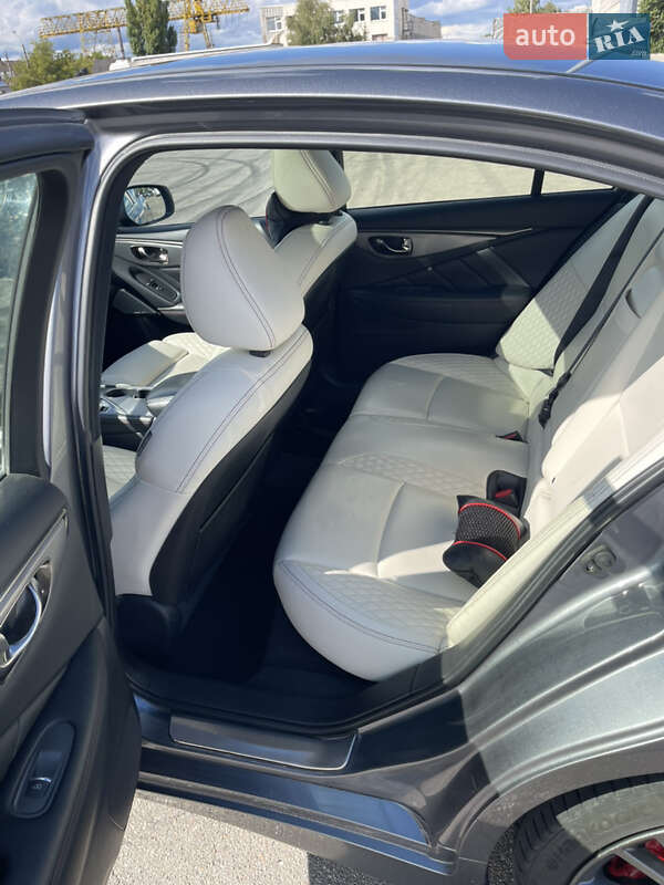 Седан Infiniti Q50 2019 в Києві