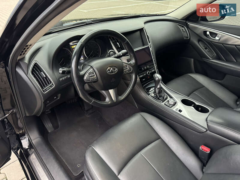 Седан Infiniti Q50 2017 в Ивано-Франковске фото 22 Седан Infiniti Q50 2017 в Ивано-Франковске