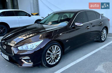 Седан Infiniti Q50 2019 в 