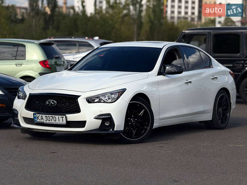 Infiniti Q50 2017