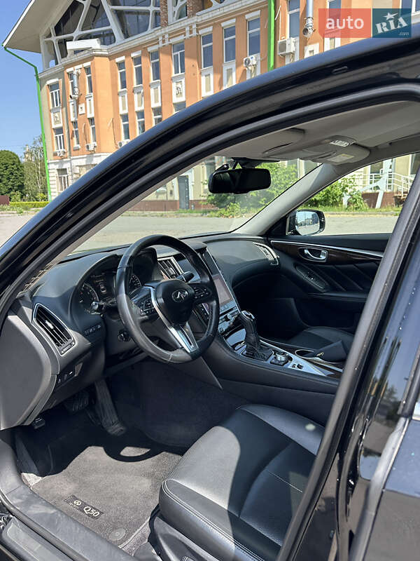 Седан Infiniti Q50 2017 в Харкові