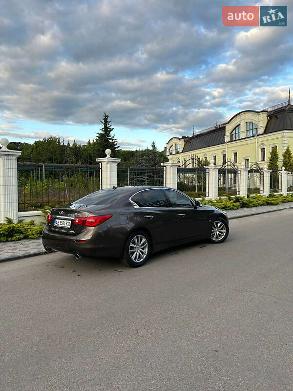 Седан Infiniti Q50 2015 в Києві