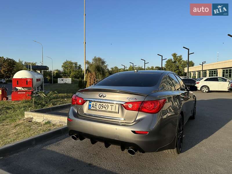 Седан Infiniti Q50 2017 в Дніпрі