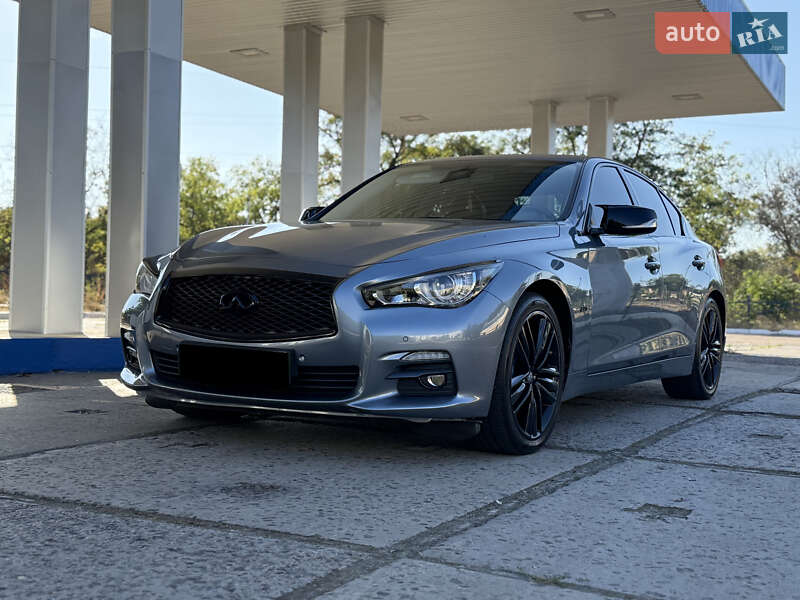 Седан Infiniti Q50 2013 в Одесі