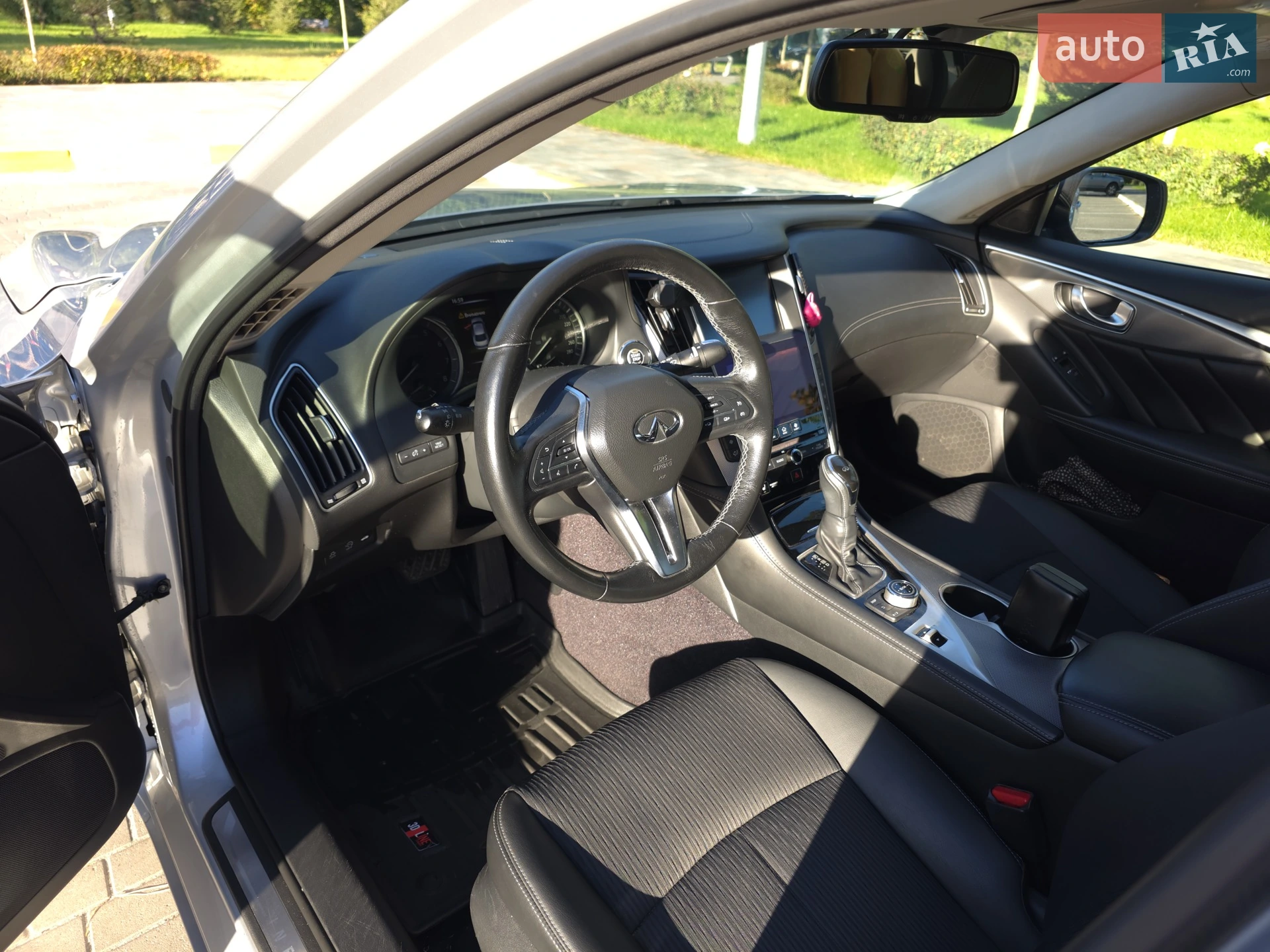 2018 Infiniti Q50 - мініатюра 9