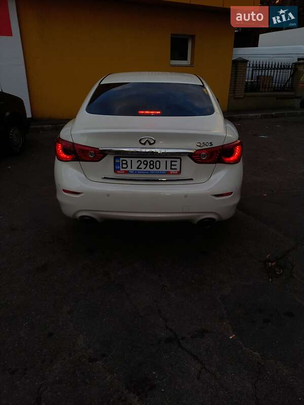 Седан Infiniti Q50 2017 в Києві