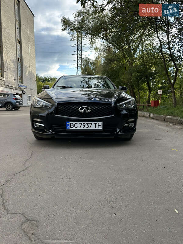 Седан Infiniti Q50 2016 в Львове