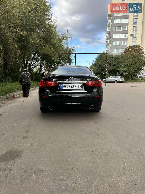 Седан Infiniti Q50 2016 в Львове