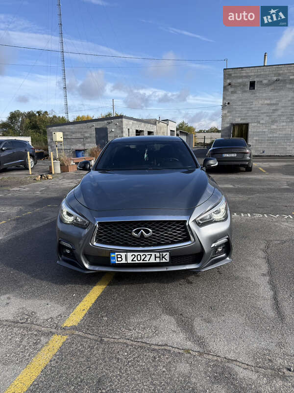 Седан Infiniti Q50 2017 в Кременчуге