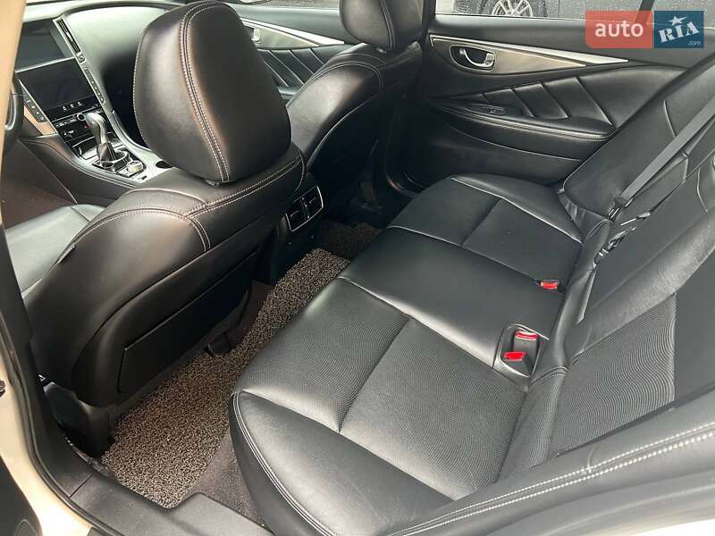 Седан Infiniti Q50 2015 в Харькове фото 20 Седан Infiniti Q50 2015 в Харькове