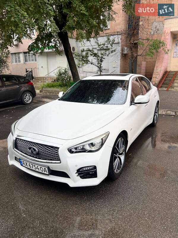 Седан Infiniti Q50 2015 в Харькове фото 5 Седан Infiniti Q50 2015 в Харькове