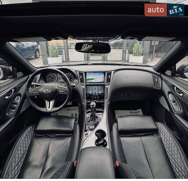 Седан Infiniti Q50 2017 в Кременчуге